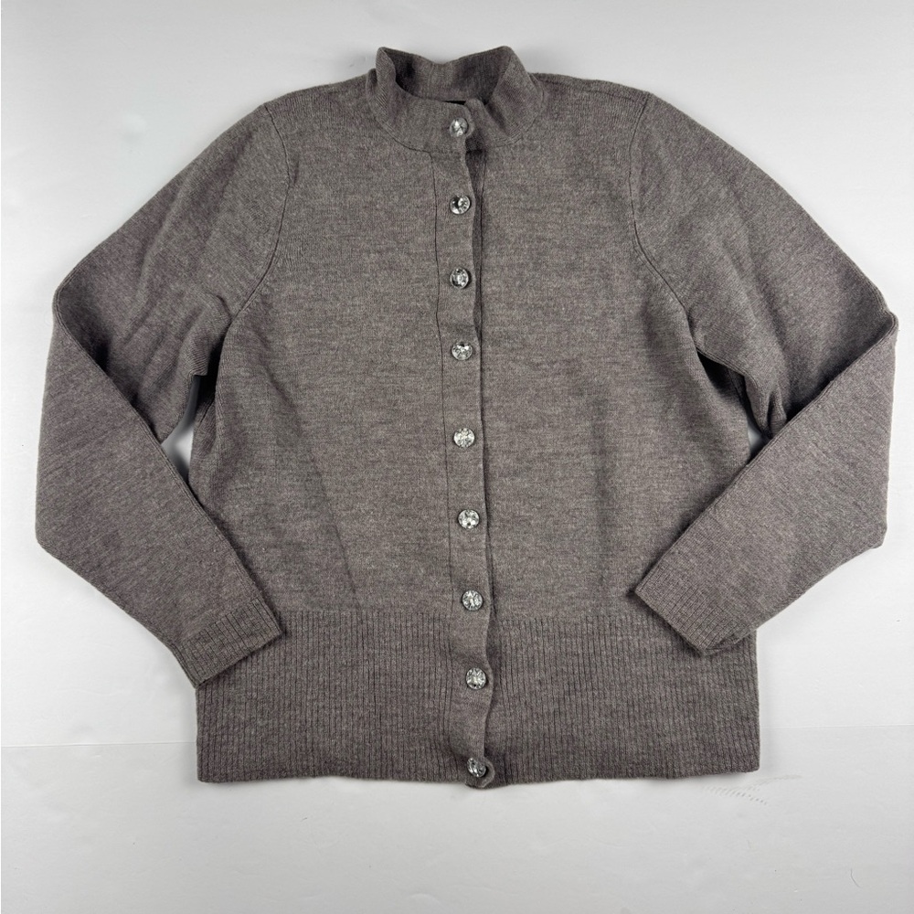 Classic Woman's Gray Button-Front 100% Marino wool measures as a medium